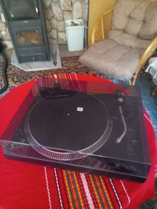 Грамофон Dual- belt drive.