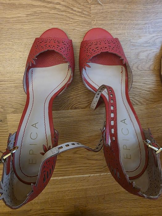 Vând sandale Epica, 36, impecabile, NEPURTATE!