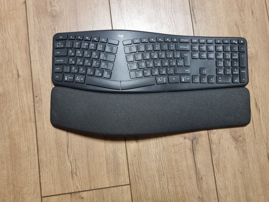 Клавиатура Logitech Ergo K860