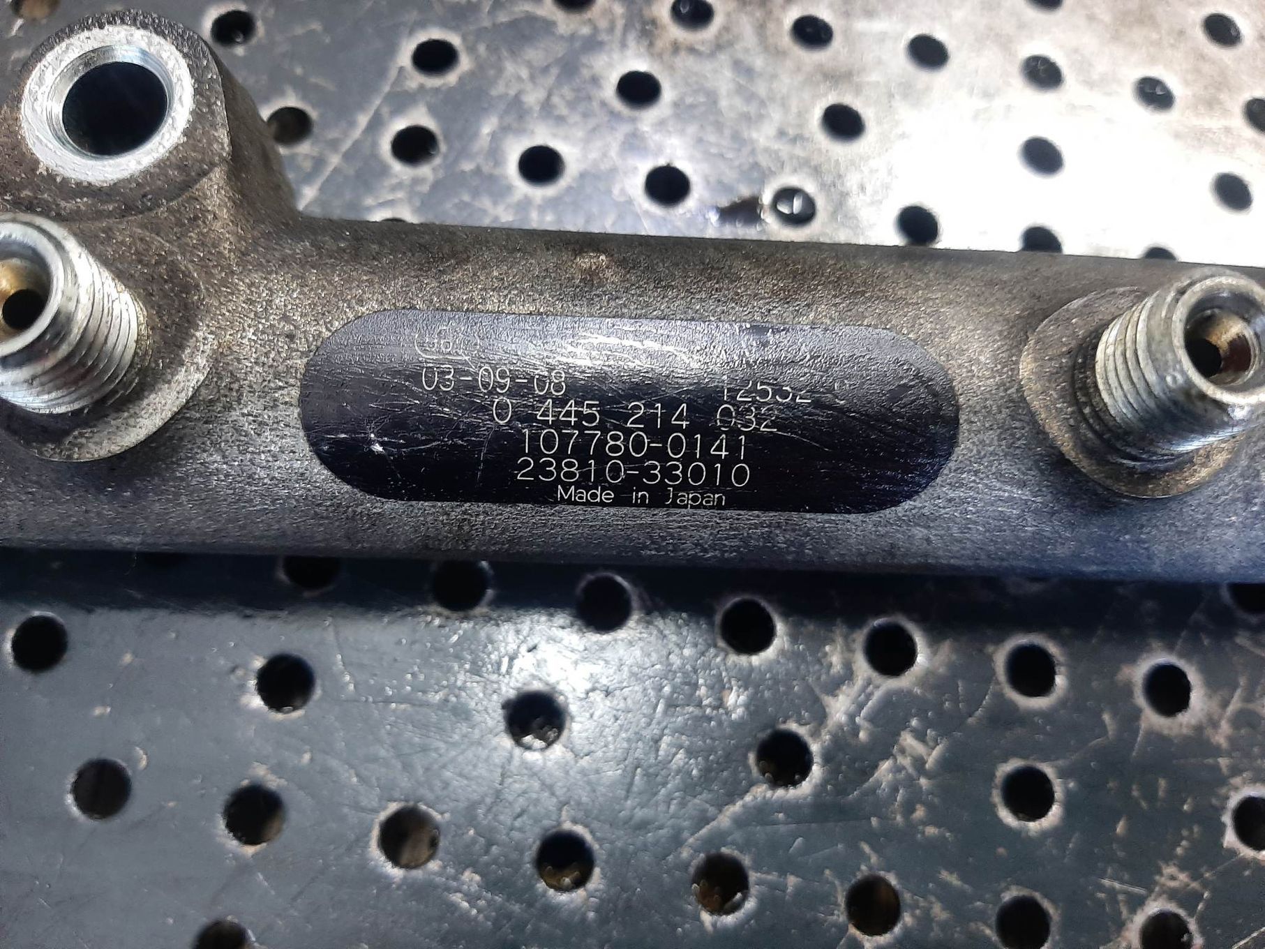 rampa injectoare toyota yaris 1.4 d-4d  1nd-tv  0445214032