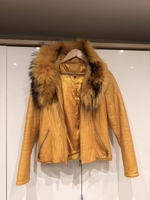 Яке от естествена кожа и якя от лисица