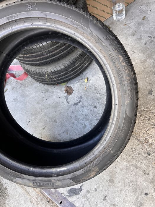 2 anvelope iarna 315/35/22 , Pirelli , DOT 2023