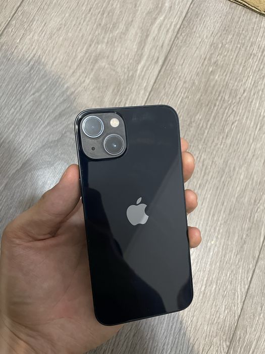 iPhone 13 в идеальном состоянии