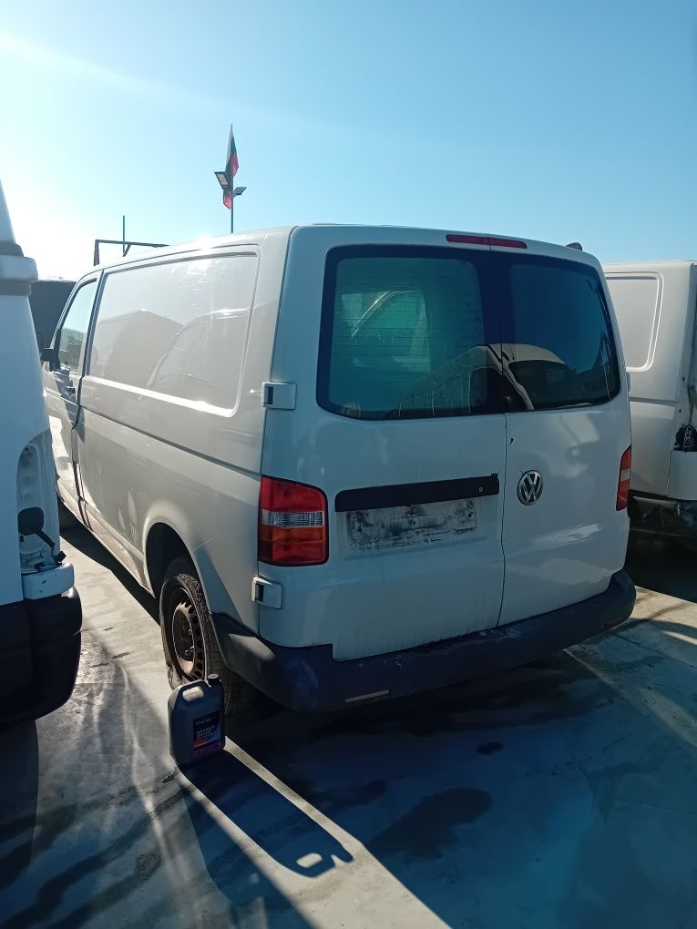 Фолксваген Транспортер Т5 1.9 TDI / VW TRANSPORTER T5 1.9 105 НА ЧАСТИ