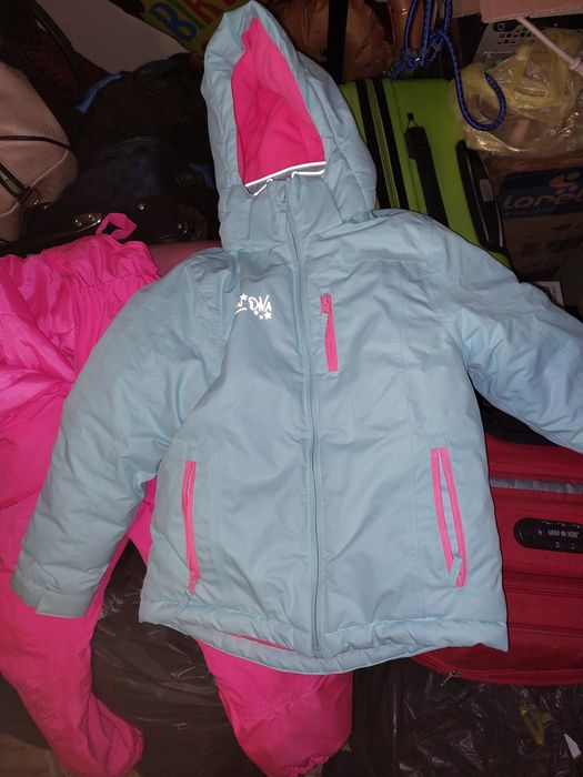 Costum de ski fete mar 128 oversize si cizme 33