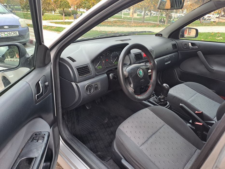 Vand skoda octavia an 2007 motor 1.9tdi ALH foarte bine intretinuta