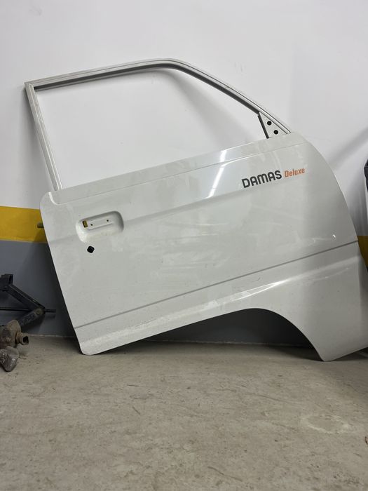 Damas Labo Radnoy Eshik