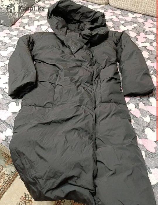 Продам куртку женскую