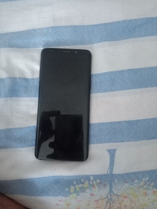 Самсунг с9 хорошо работает