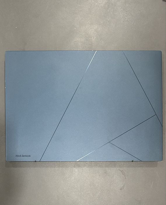 ASUS Zenbook 14 OLED