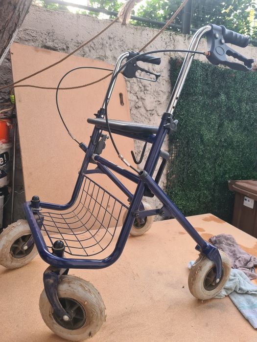 Cadru bătrâni nou
