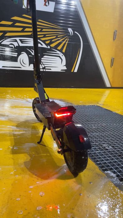 Trotineta electrică Kukirin g 2