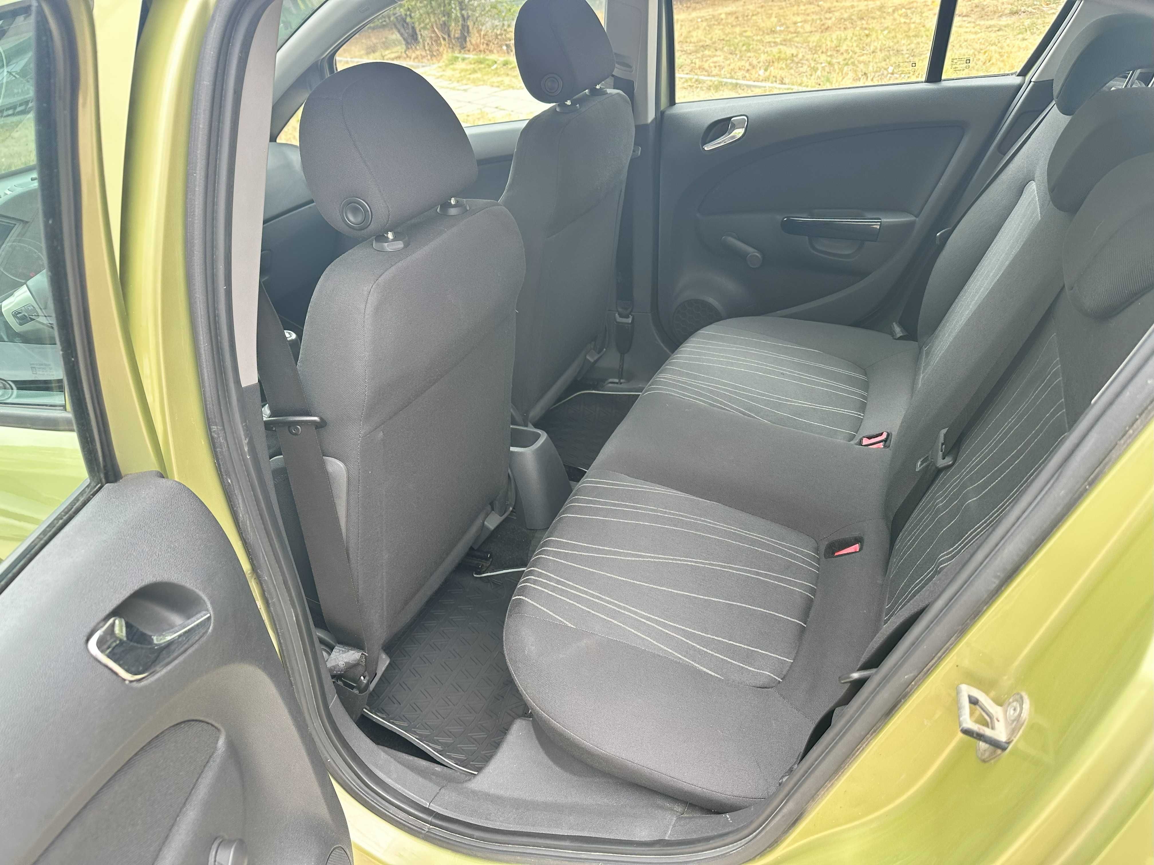 Продавам Opel Corsa D 1.2 бензин