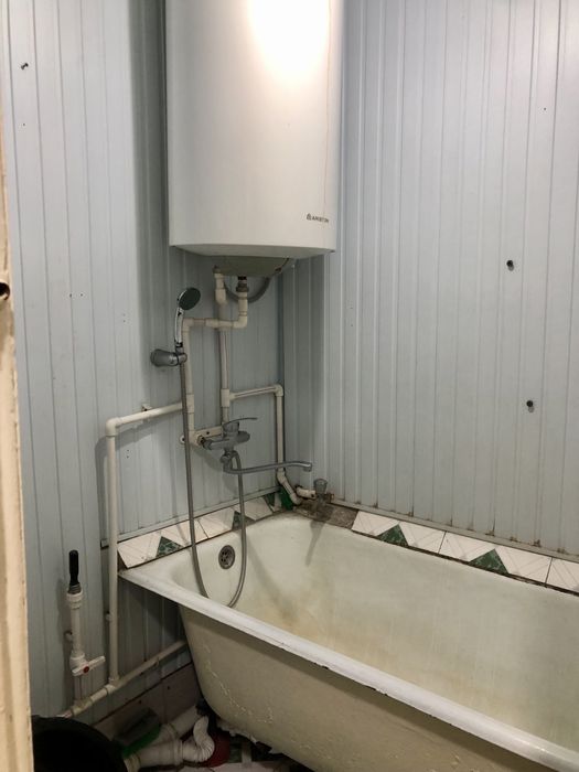 Сергели Спутник 8 срочно сдаётся 2х комнатная квартира [деревяшка]