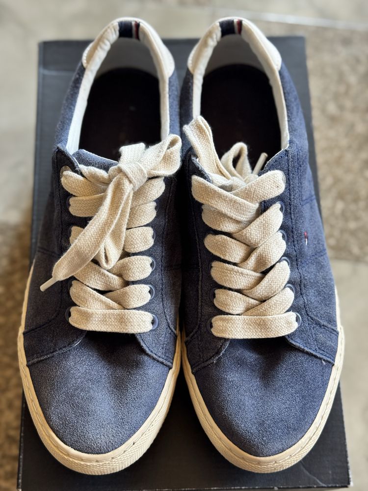 Tommy Hilfiger sneakers велурени кецове/маратонки 39 номер