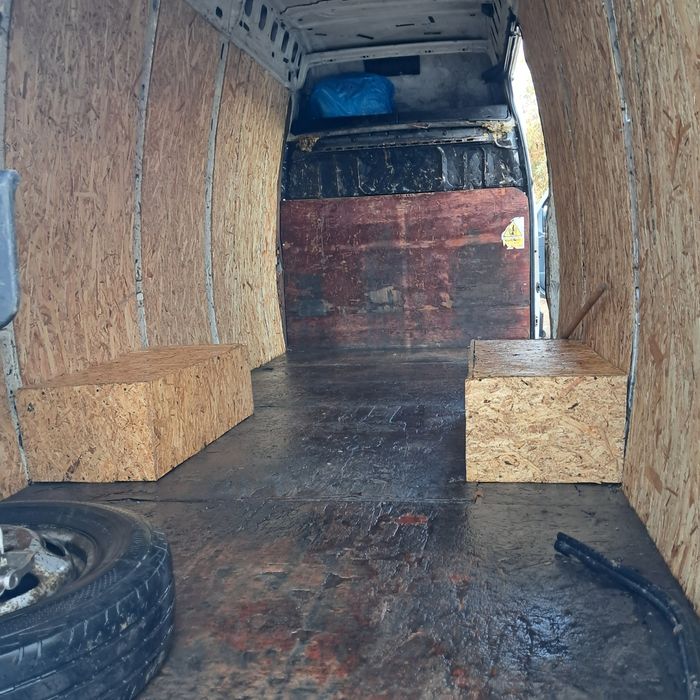 Vând iveco daily 2.3 2007 în stare foarte bună