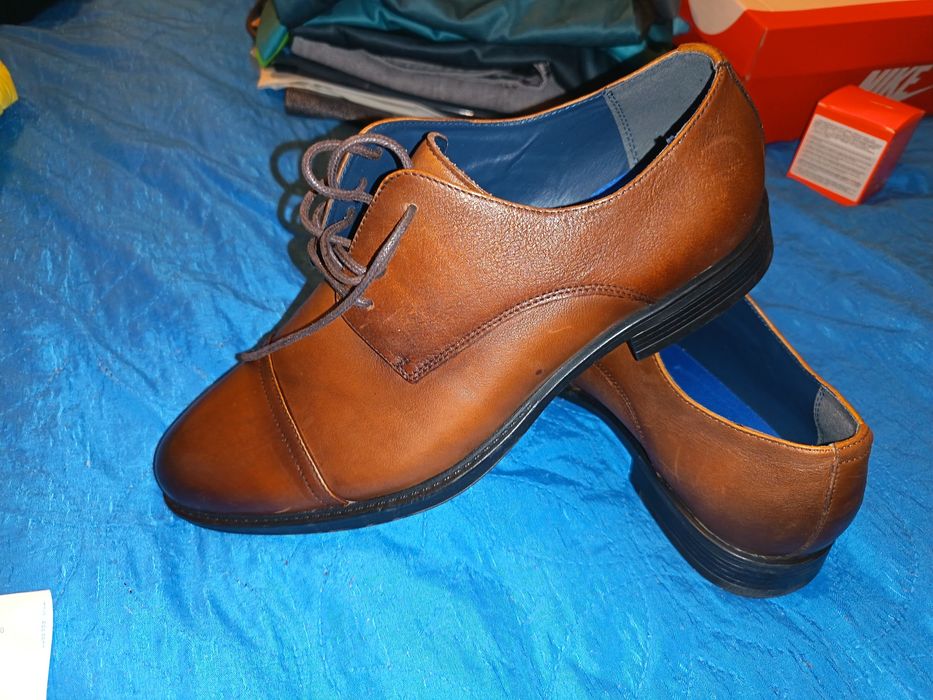 Pantofi eleganti