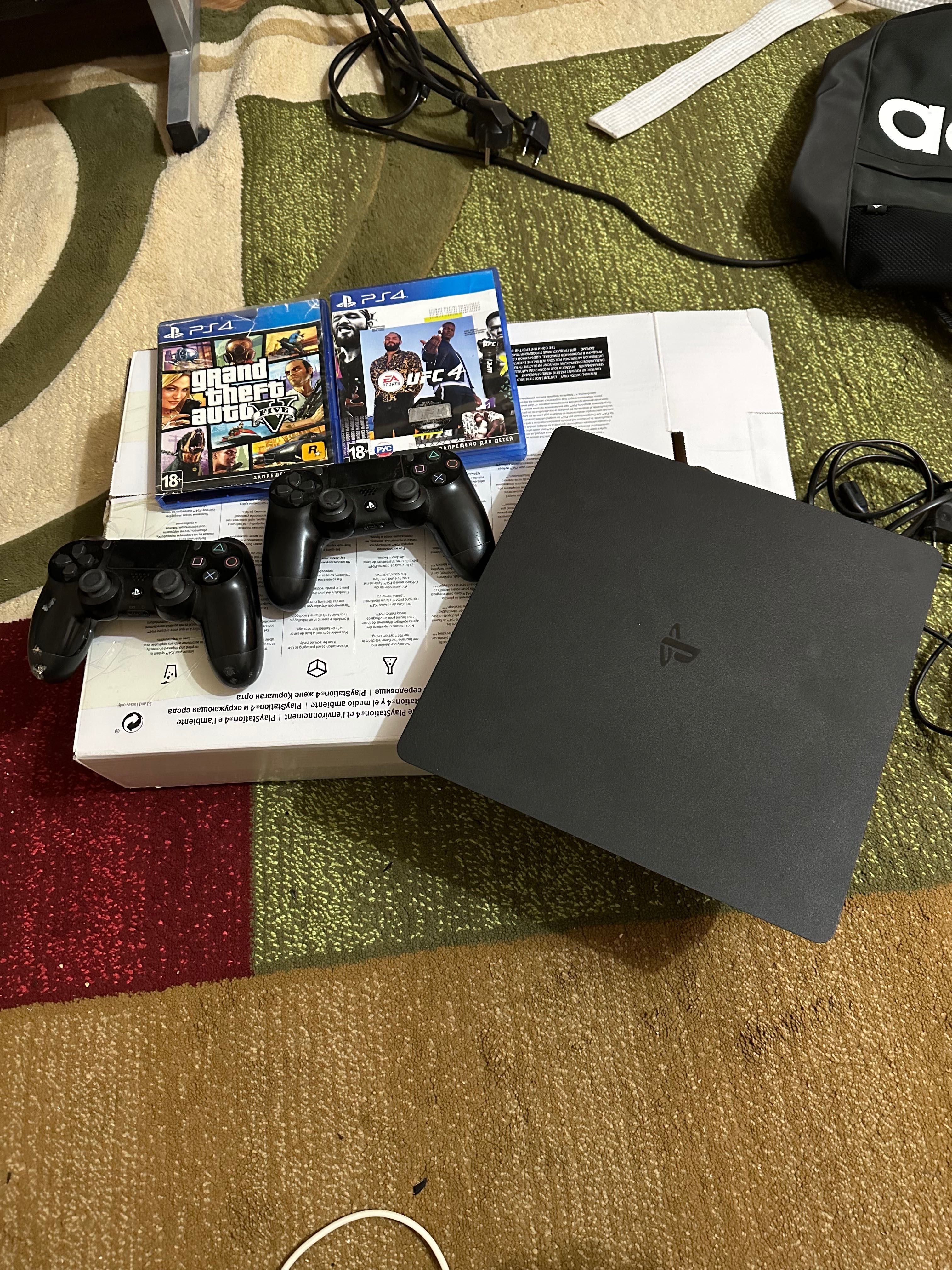 sony playstation 4 slim 1 тб GTA5 UFC4 Быр колда болган каробка  бар