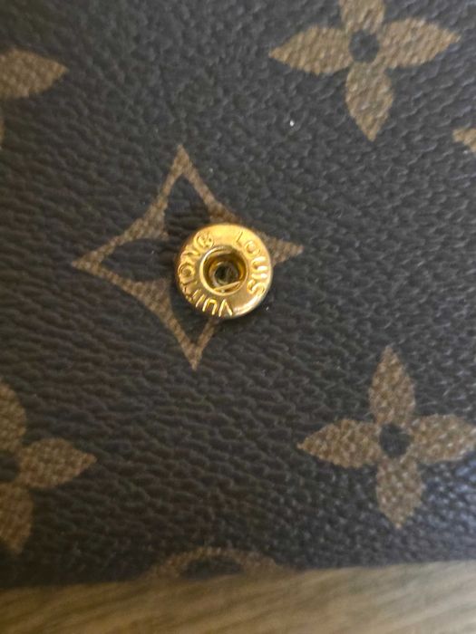 Loius Vuitton оригинално дамско портмоне