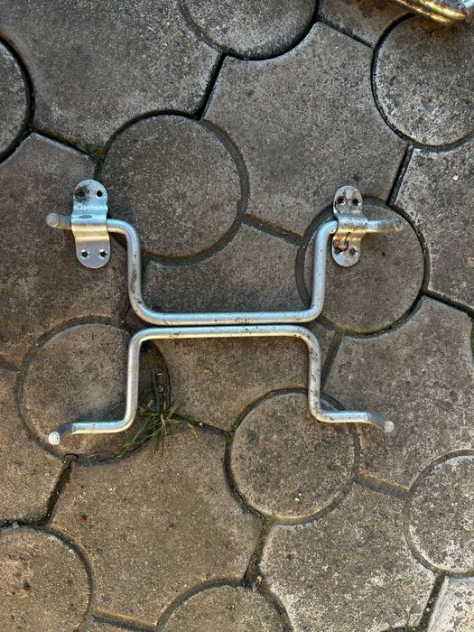 Picioare si manere stupi