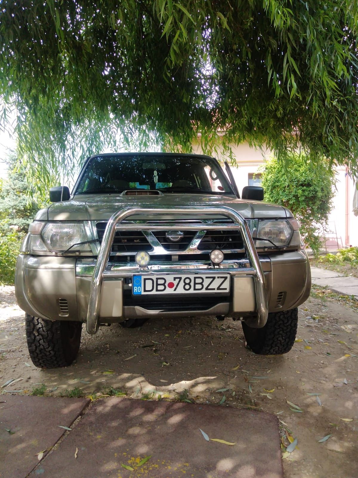 Vand nissan patrol Y61