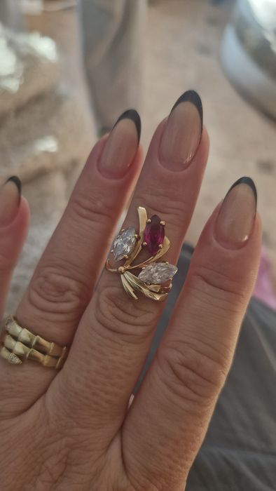 Продам кольцо золтое