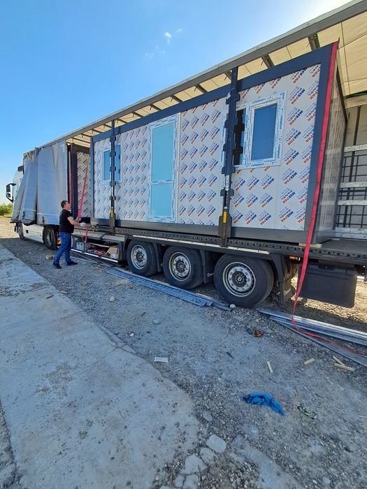 Vand containere modulare la super preț de producător