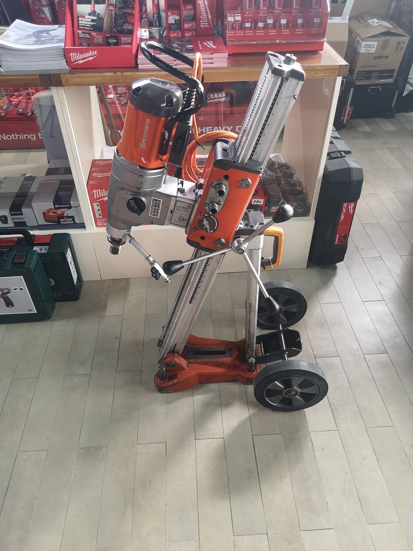 Masina carotat HUSQVARNA DM430 + Stativ