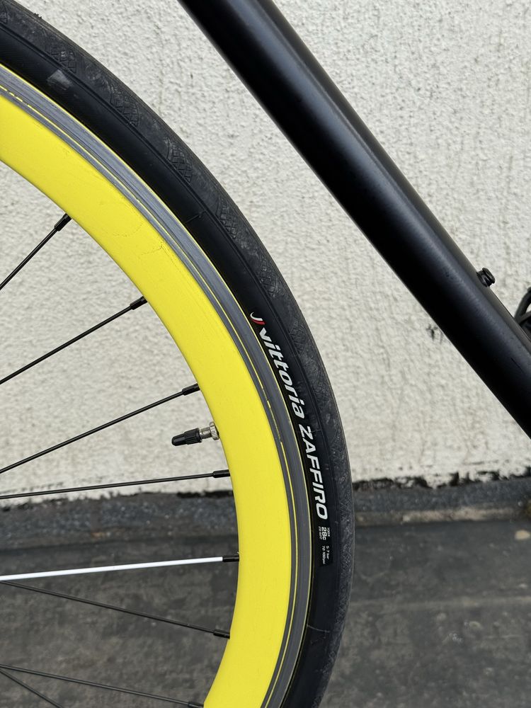 Bicicleta cursiera SXT Mercuris
