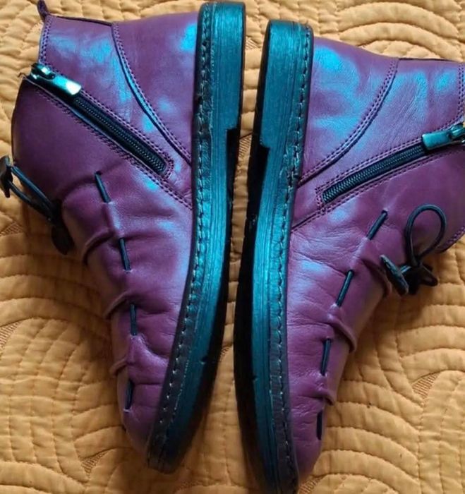 Ghete Noi Piele Naturala