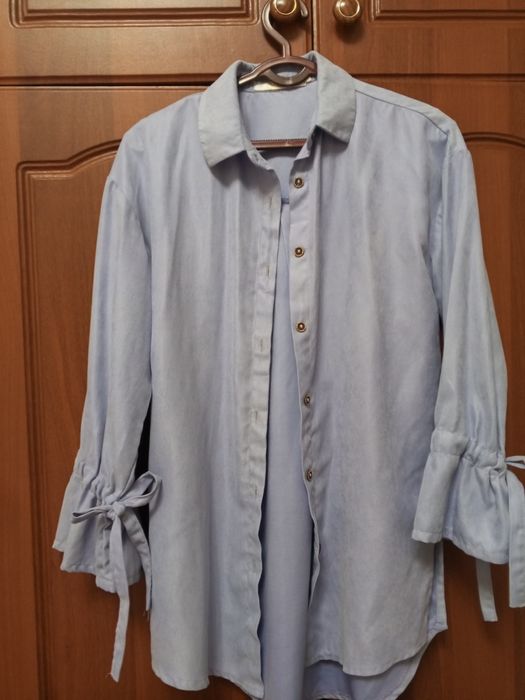 Ayollar kiyimi sotiladi