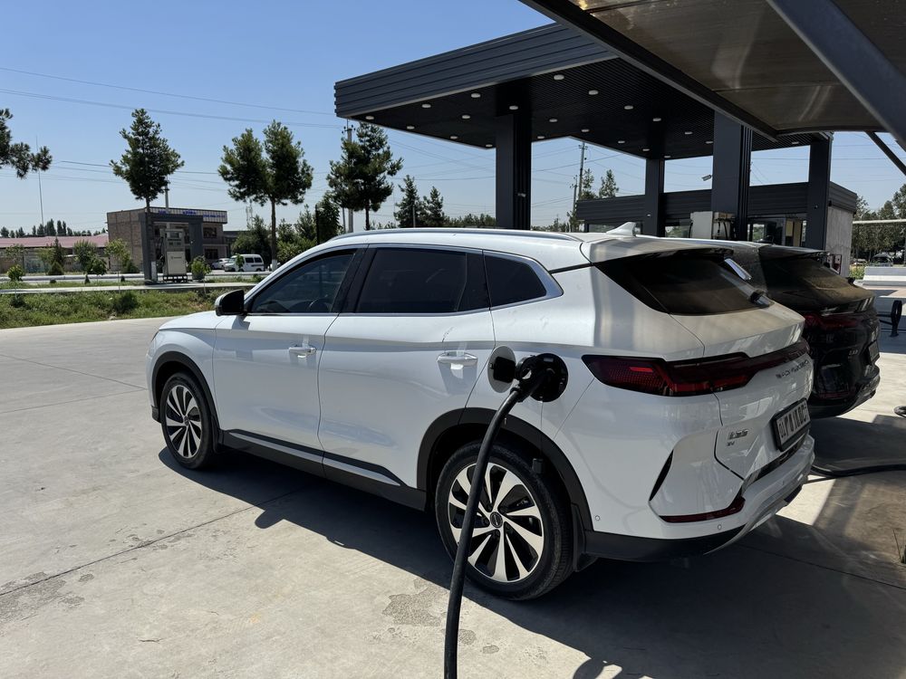 BYD Song Plus Champion 605 сотилади