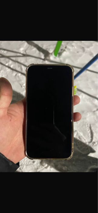 Продам Iphone 11