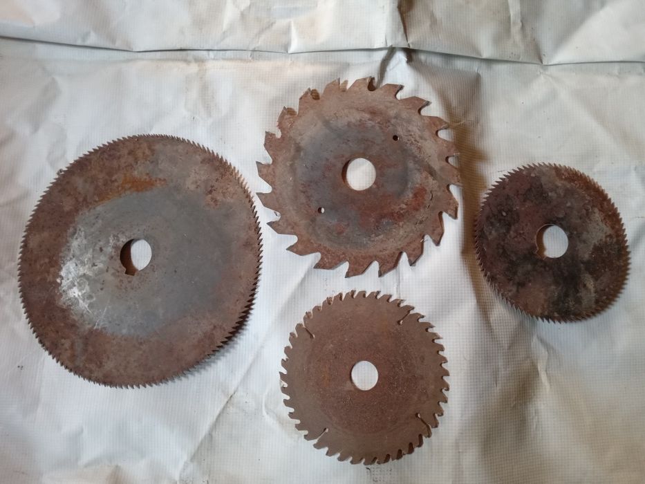 Арра дисклари сотилади.