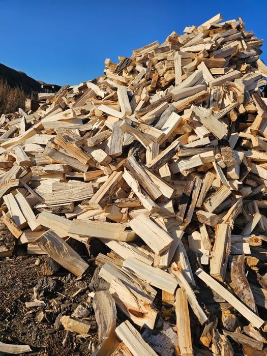 Дрова колотые сухие 1 куб 15000 с бесплатной доставкой по городу