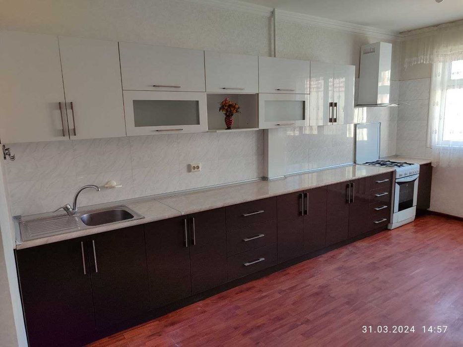 Продаётся отличная квартира, 6-комнат.