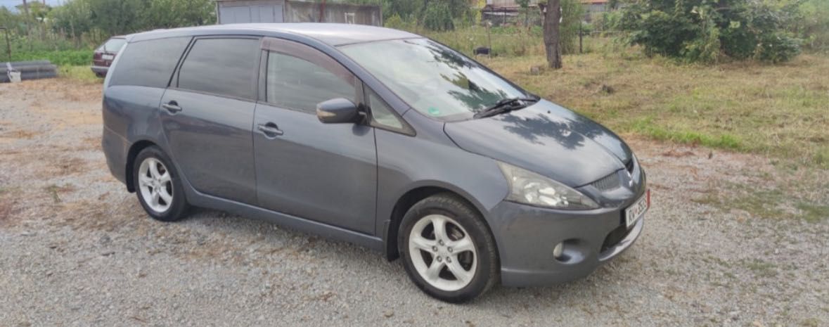 Mitsubishi grandis