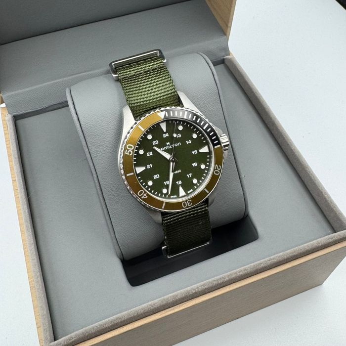 Amanet F28: Ceas Hamilton Khaki Navy Scuba HB2241961