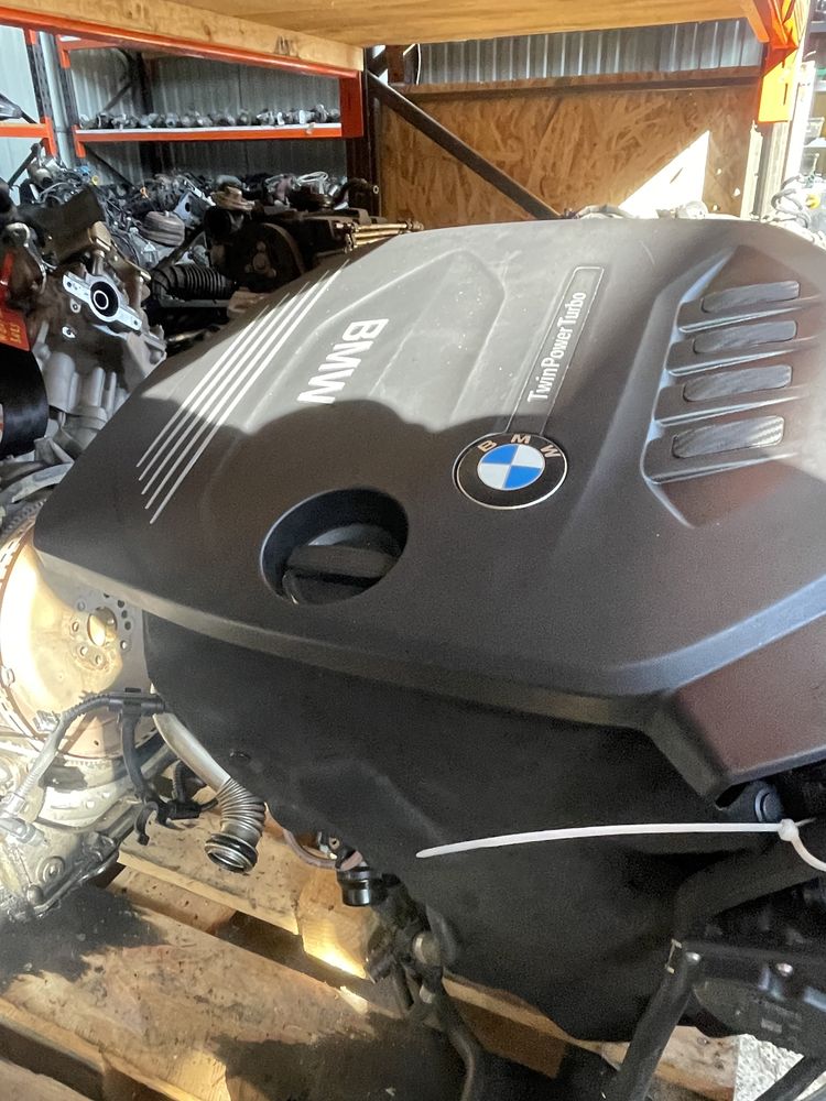 Suport filtru ulei motor BMW seria 5 G30 2.0 d 2017