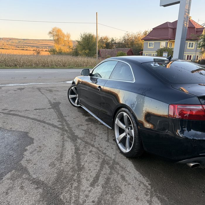 Schimb Audi A5 3.0D cu Off-road de preferat Vitara
