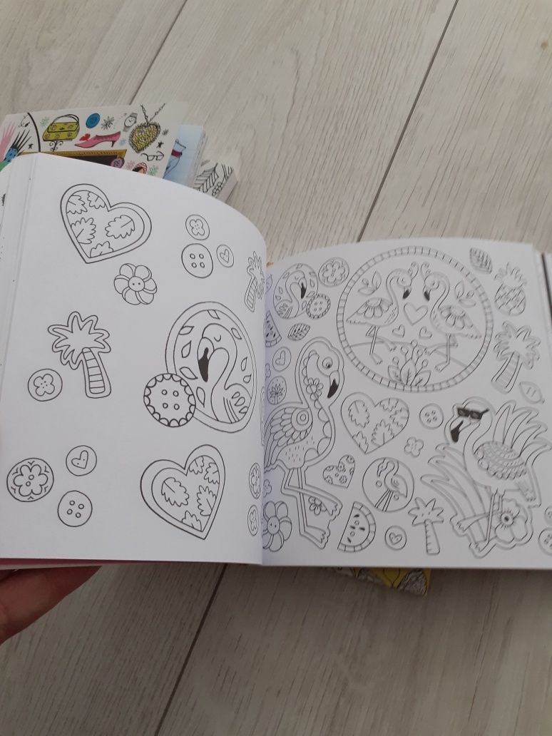Антистрес книги за оцветяване