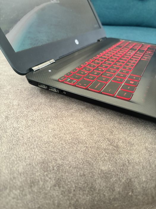 Hp Omen Gaming• Procesor i7-7700HQ• 16gb ram DDR4• placa video 4gb Gtx