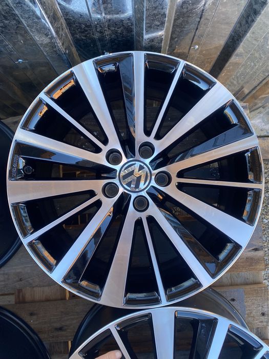 18 цола 5 х 112 мм Фолксваген Голф 6 , 7 , 8 VW Golf , Ауди , Сеат