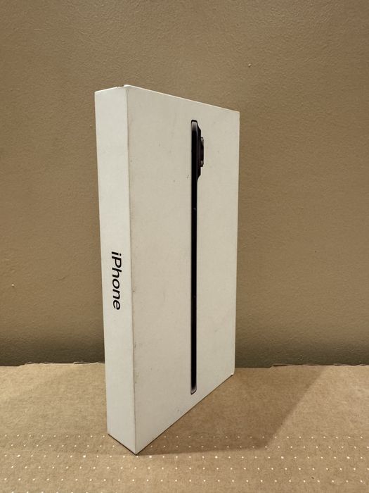 iPhone 17 Air | 256GB | Фабрично запечатан | Space Black |