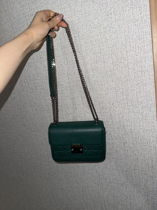 Срочно продам кожаную новую сумку