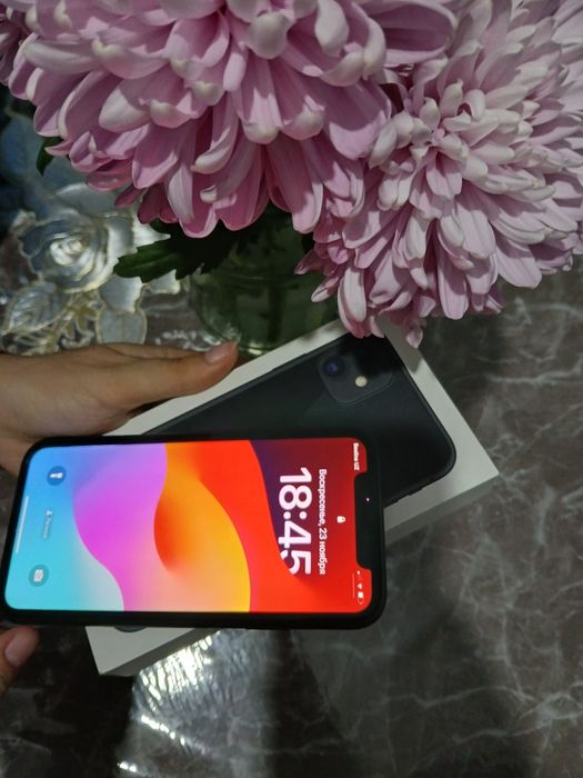 IPhone 11 / 64gb / ёмкость 68%