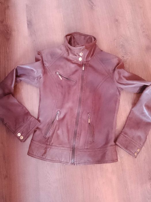 Bershka дамско яке естествена кожа S