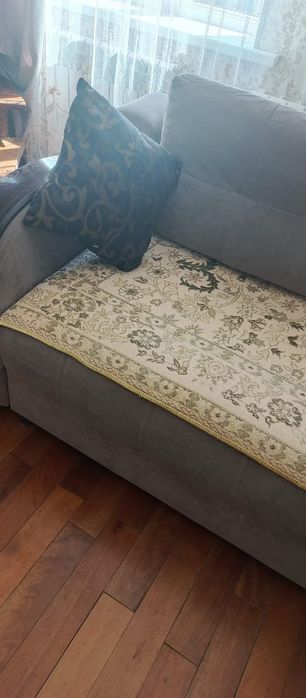 Продам диван в гостиную