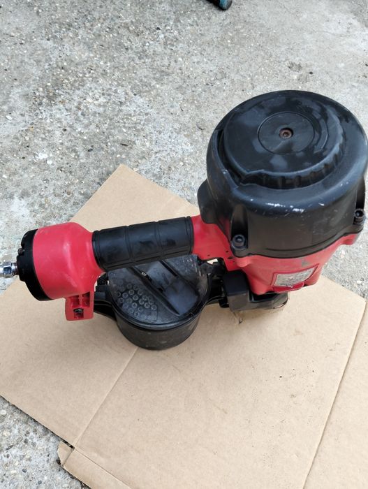 Pistol cuie Aer Naubold