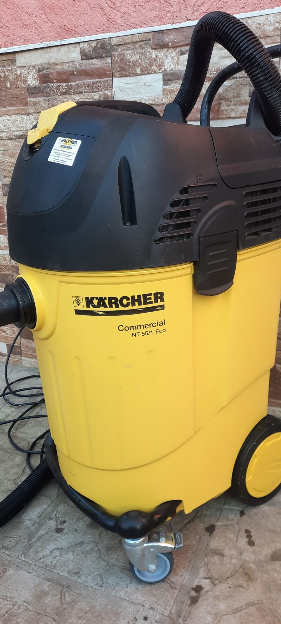 Прахосмукачка Karcher NT 55/1 tact Контакт Тупалка Сухо Строителство